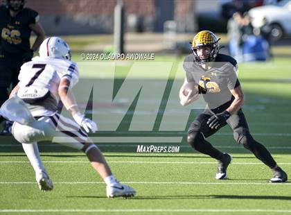 Thumbnail 2 in Jefferson @ Malakoff (UIL Football 3A DI Region II Regional Playoff) photogallery.