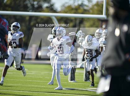 Thumbnail 3 in Jefferson @ Malakoff (UIL Football 3A DI Region II Regional Playoff) photogallery.