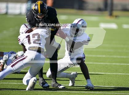 Thumbnail 1 in Jefferson @ Malakoff (UIL Football 3A DI Region II Regional Playoff) photogallery.