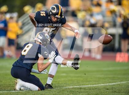 Thumbnail 3 in Grand Ledge @ DeWitt photogallery.