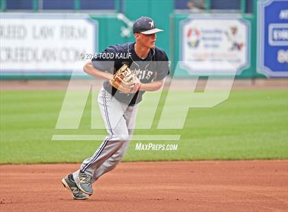 Thumbnail 3 in Guilford vs Wethersfield (CIAC Class L Semifinal) photogallery.