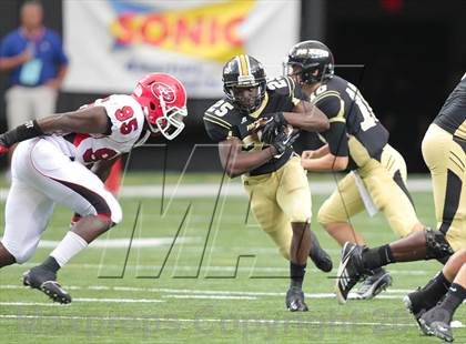 Thumbnail 3 in Colquitt County vs. North Gwinnett (Corky Kell Classic) photogallery.