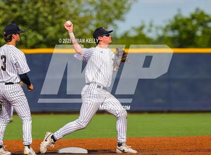 Thumbnail 3 in Catholic Memorial @ Xaverian Brothers (MIAA Division 1 Round of 32) photogallery.