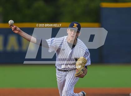 Thumbnail 2 in Catholic Memorial @ Xaverian Brothers (MIAA Division 1 Round of 32) photogallery.