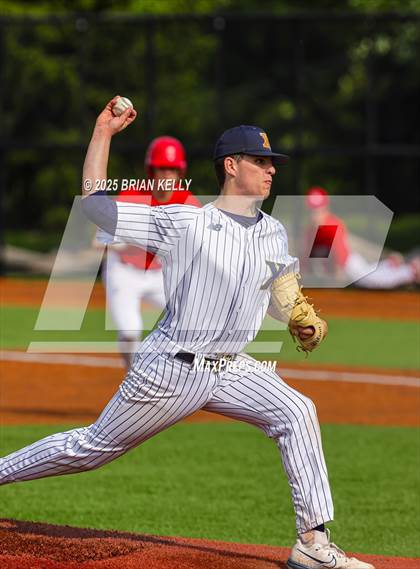 Thumbnail 2 in Catholic Memorial @ Xaverian Brothers (MIAA Division 1 Round of 32) photogallery.