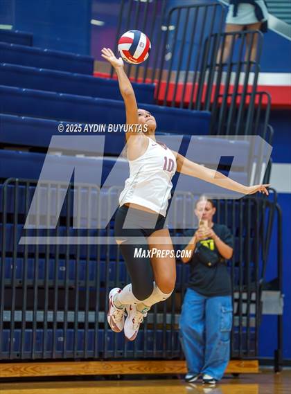 Thumbnail 1 in Plano vs. Plano East photogallery.