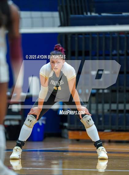 Thumbnail 1 in Plano vs. Plano East photogallery.