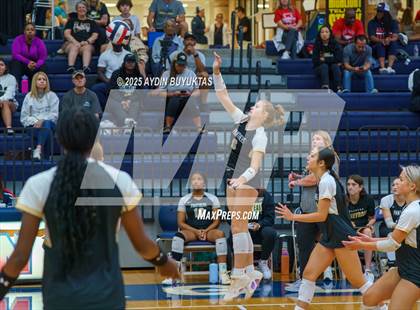 Thumbnail 1 in Plano vs. Plano East photogallery.