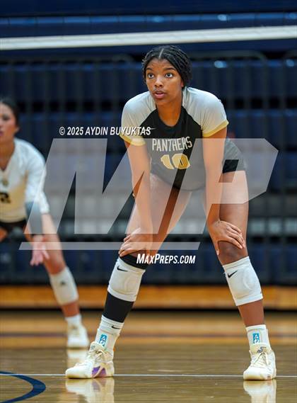 Thumbnail 2 in Plano vs. Plano East photogallery.