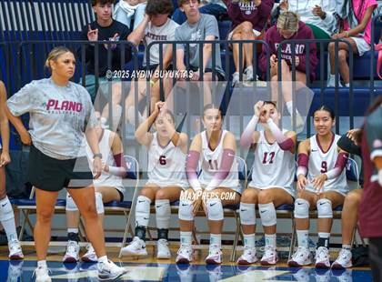 Thumbnail 2 in Plano vs. Plano East photogallery.