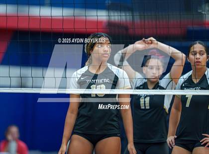 Thumbnail 2 in Plano vs. Plano East photogallery.