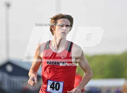 Thumbnail 3 in IHSAA Sectional 17 (1600 Meter) photogallery.