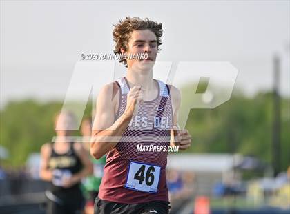 Thumbnail 3 in IHSAA Sectional 17 (1600 Meter) photogallery.