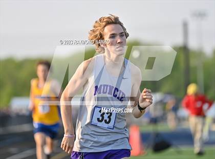 Thumbnail 1 in IHSAA Sectional 17 (1600 Meter) photogallery.