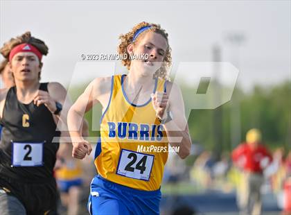 Thumbnail 3 in IHSAA Sectional 17 (1600 Meter) photogallery.
