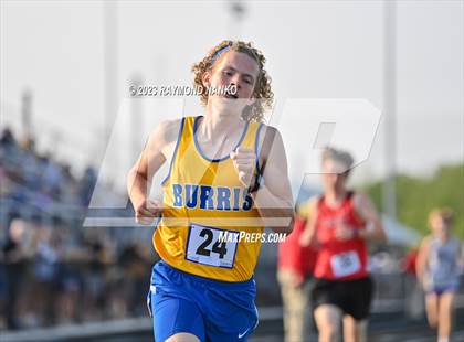 Thumbnail 3 in IHSAA Sectional 17 (1600 Meter) photogallery.