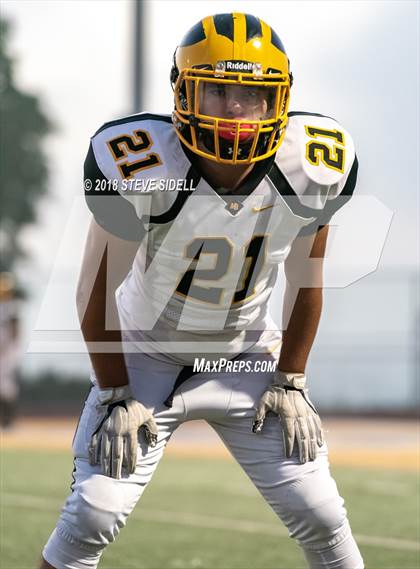 Thumbnail 3 in Mission Bay @ Clairemont photogallery.