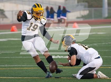Thumbnail 1 in Mission Bay @ Clairemont photogallery.