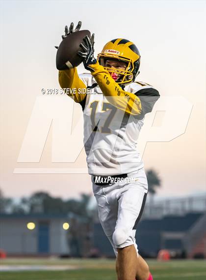 Thumbnail 3 in Mission Bay @ Clairemont photogallery.