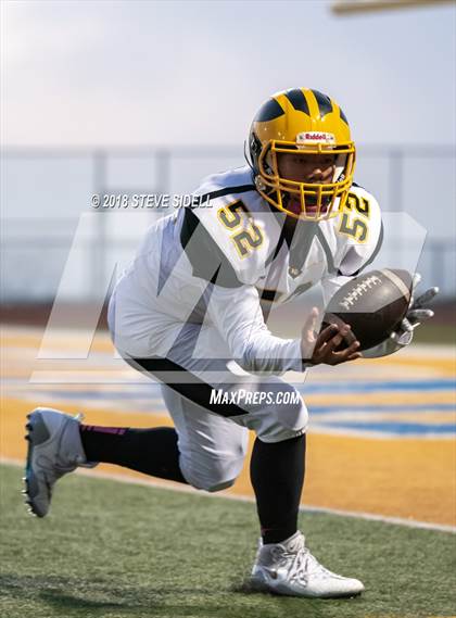 Thumbnail 3 in Mission Bay @ Clairemont photogallery.