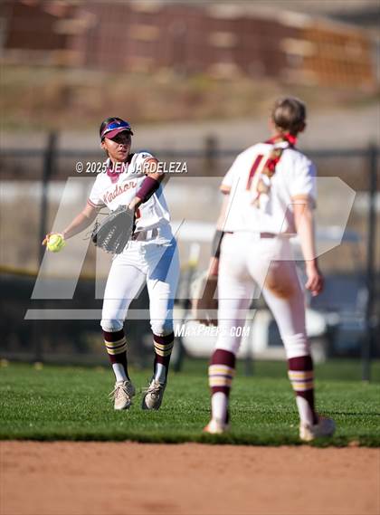 Thumbnail 2 in Windsor vs. Holy Family (CHSAA 4A Championship) photogallery.