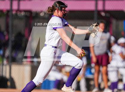 Thumbnail 1 in Windsor vs. Holy Family (CHSAA 4A Championship) photogallery.