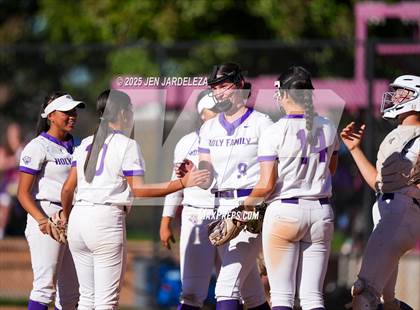 Thumbnail 2 in Windsor vs. Holy Family (CHSAA 4A Championship) photogallery.