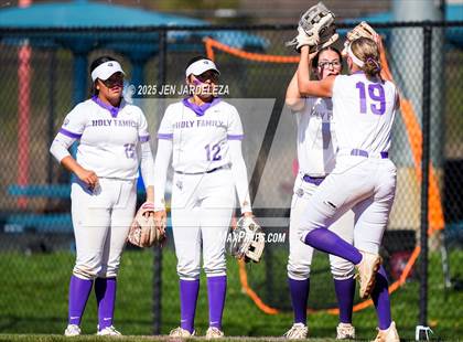 Thumbnail 1 in Windsor vs. Holy Family (CHSAA 4A Championship) photogallery.