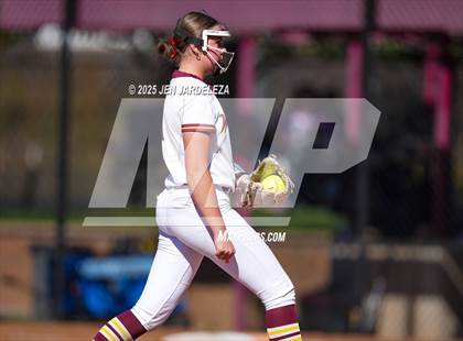 Thumbnail 3 in Windsor vs. Holy Family (CHSAA 4A Championship) photogallery.