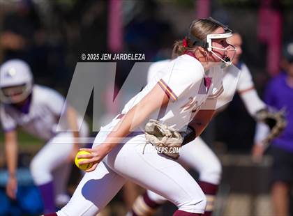 Thumbnail 2 in Windsor vs. Holy Family (CHSAA 4A Championship) photogallery.