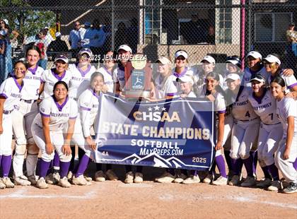 Thumbnail 1 in Windsor vs. Holy Family (CHSAA 4A Championship) photogallery.