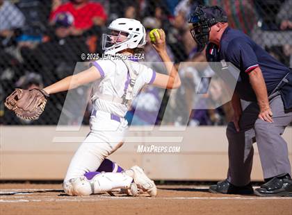 Thumbnail 2 in Windsor vs. Holy Family (CHSAA 4A Championship) photogallery.