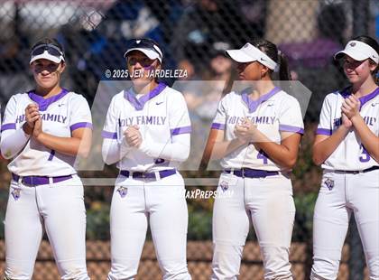 Thumbnail 2 in Windsor vs. Holy Family (CHSAA 4A Championship) photogallery.