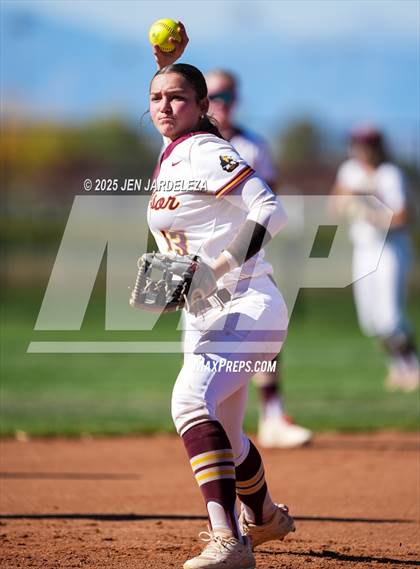 Thumbnail 2 in Windsor vs. Holy Family (CHSAA 4A Championship) photogallery.