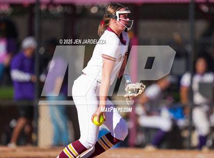 Thumbnail 3 in Windsor vs. Holy Family (CHSAA 4A Championship) photogallery.