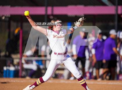 Thumbnail 2 in Windsor vs. Holy Family (CHSAA 4A Championship) photogallery.