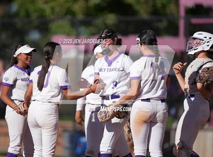 Thumbnail 1 in Windsor vs. Holy Family (CHSAA 4A Championship) photogallery.