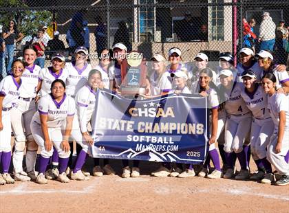 Thumbnail 3 in Windsor vs. Holy Family (CHSAA 4A Championship) photogallery.