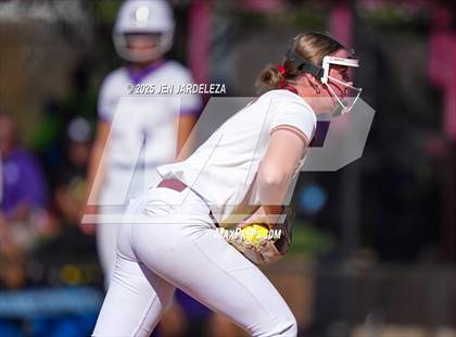 Thumbnail 2 in Windsor vs. Holy Family (CHSAA 4A Championship) photogallery.