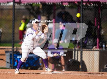 Thumbnail 1 in Windsor vs. Holy Family (CHSAA 4A Championship) photogallery.