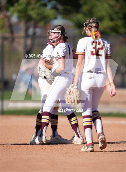 Thumbnail 1 in Windsor vs. Holy Family (CHSAA 4A Championship) photogallery.