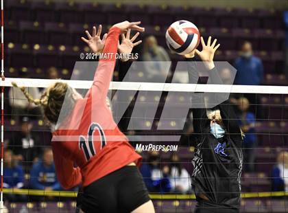 Thumbnail 1 in Resurrection Christian @ Eaton (CHSAA 3A Playoff) photogallery.