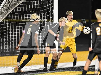 Thumbnail 2 in North Tonawanda vs Williamsville North Semi-Final Sectionals photogallery.