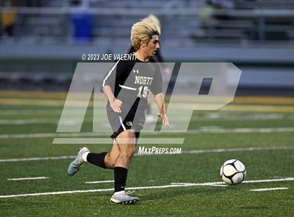 Thumbnail 1 in North Tonawanda vs Williamsville North Semi-Final Sectionals photogallery.