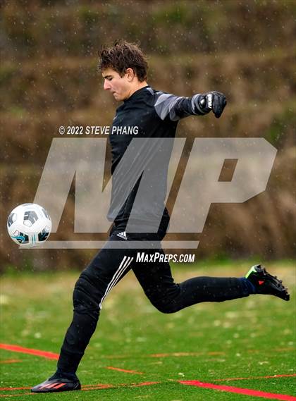 Thumbnail 1 in Laguna Creek vs Stevenson (Tom Moore Soccer Tournament) photogallery.