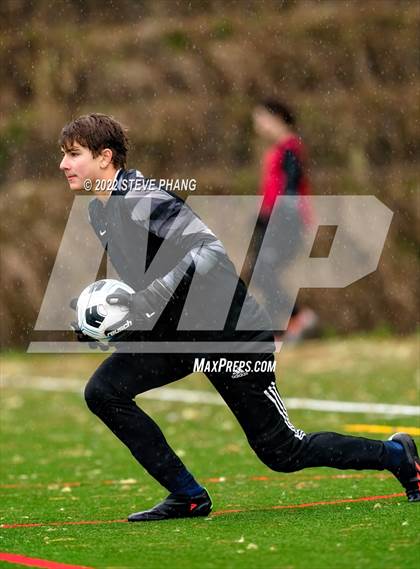 Thumbnail 3 in Laguna Creek vs Stevenson (Tom Moore Soccer Tournament) photogallery.