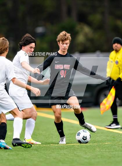 Thumbnail 3 in Laguna Creek vs Stevenson (Tom Moore Soccer Tournament) photogallery.