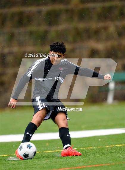 Thumbnail 2 in Laguna Creek vs Stevenson (Tom Moore Soccer Tournament) photogallery.