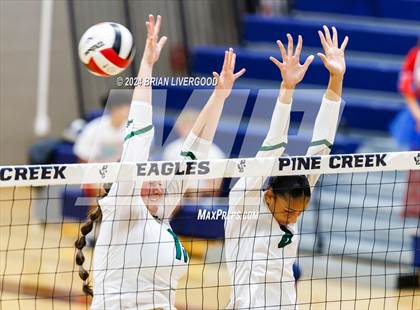Thumbnail 1 in Palmer Ridge @ Pine Creek photogallery.