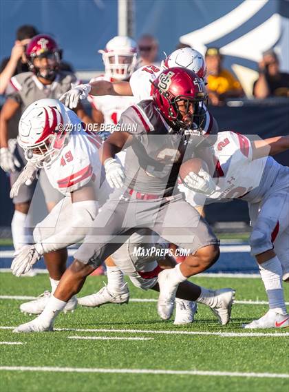 Thumbnail 2 in JSerra Catholic vs. Milton (Trinity League vs. USA Showcase) photogallery.